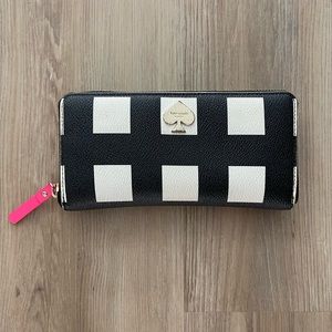 Kate Spade zipper wallet